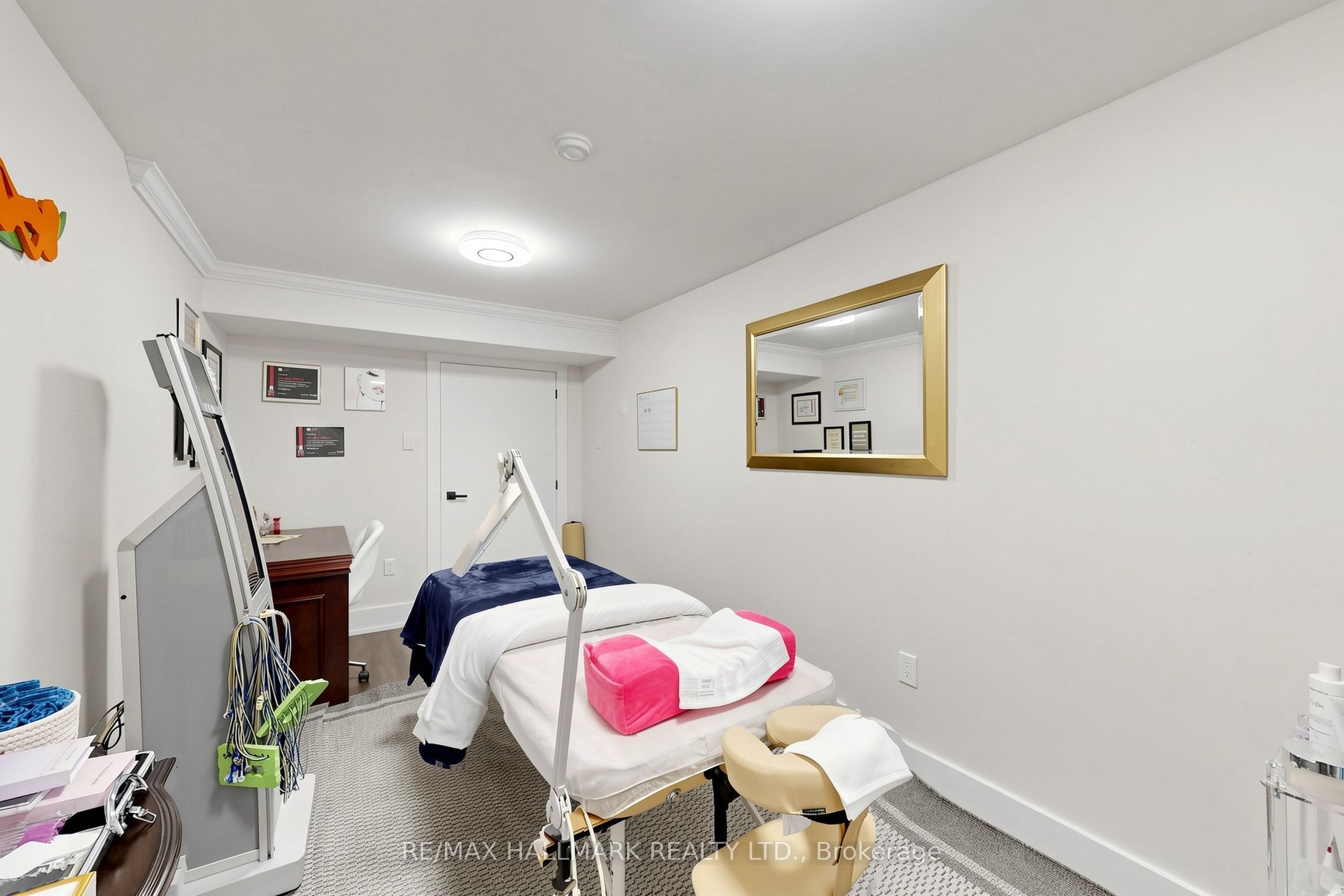 63 Willett Crescent Property Photo 35