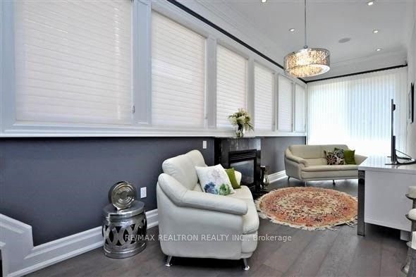 57 Oxford Street Main & Lower Property Photo 13