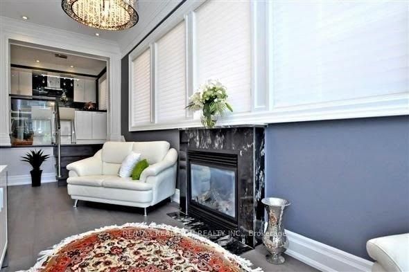 57 Oxford Street Main & Lower Property Photo 14