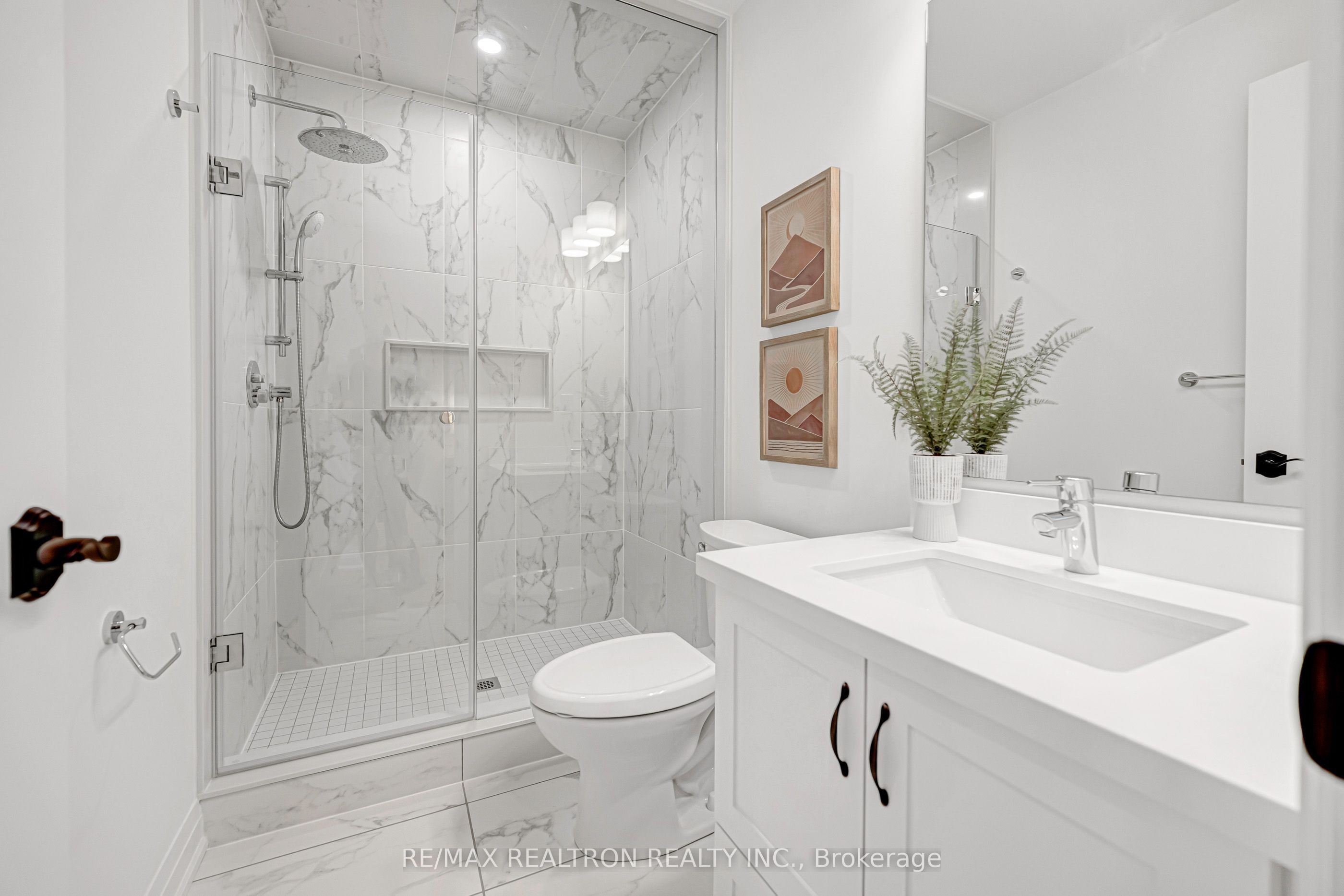 4249 Major Mackenzie Drive E Property Photo 35