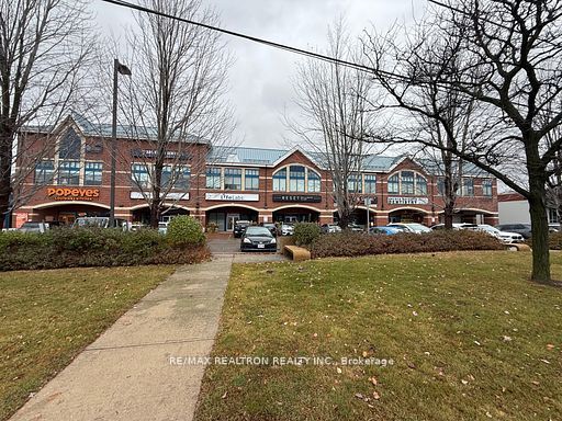 14785 Yonge Street Property Photo 3