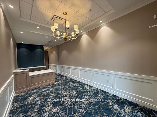14785 Yonge Street Property Photo 4