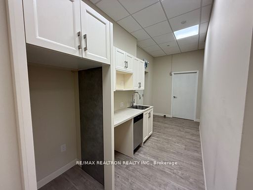 14785 Yonge Street Property Photo 13