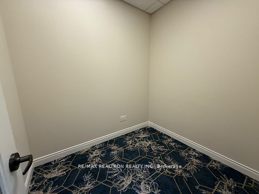14785 Yonge Street Property Photo 16