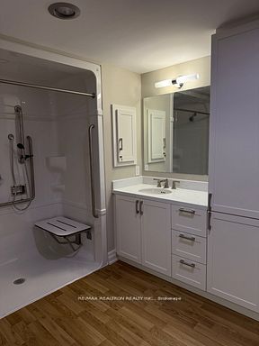 14785 Yonge Street Property Photo 18