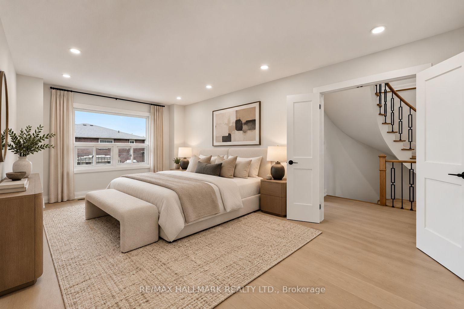 44 Olympia Gate Property Photo 13