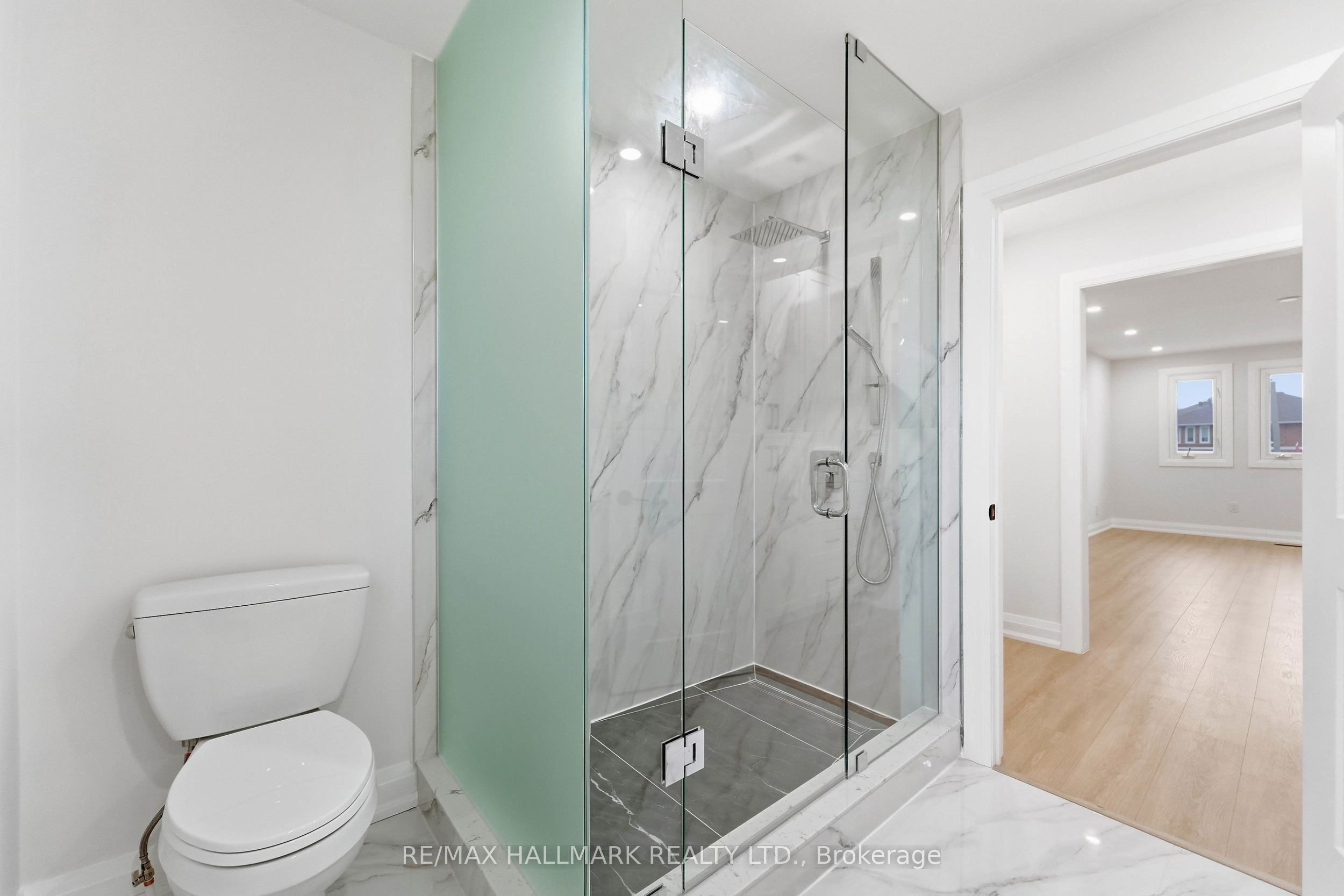 44 Olympia Gate Property Photo 21