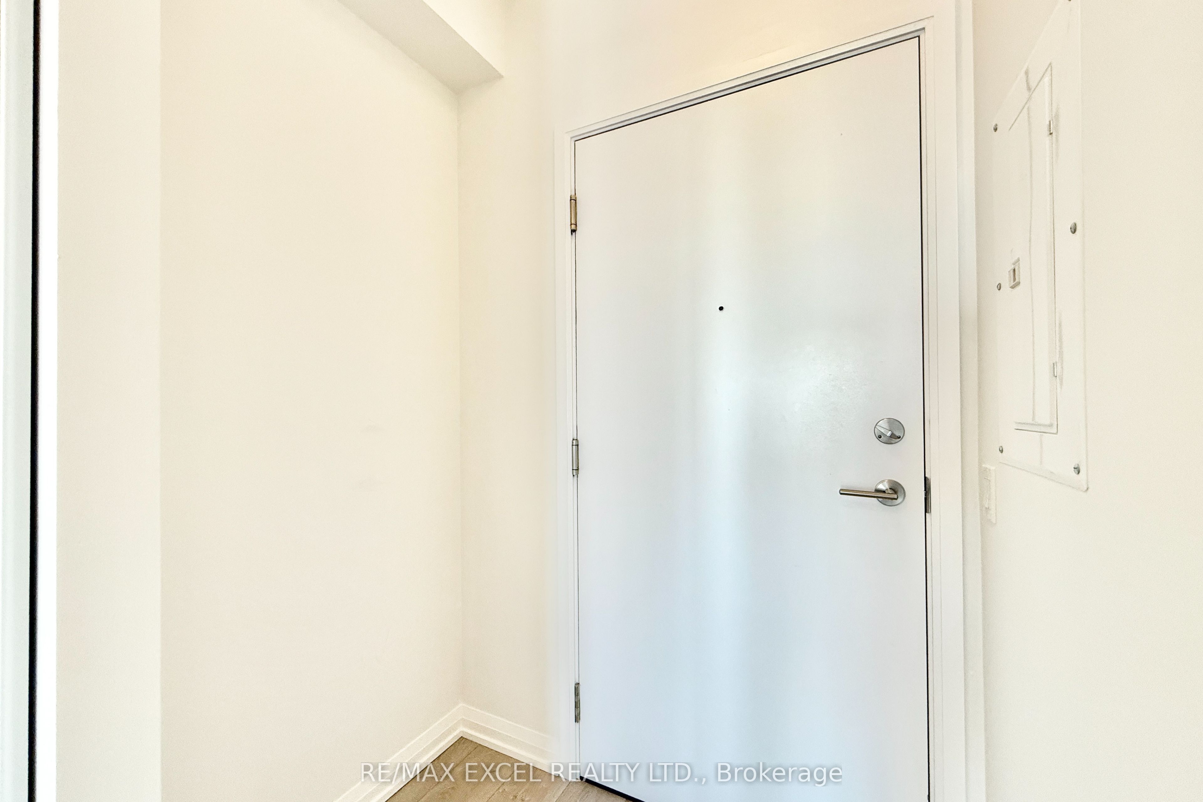 7895 Jane Street 3201 Property Photo 23