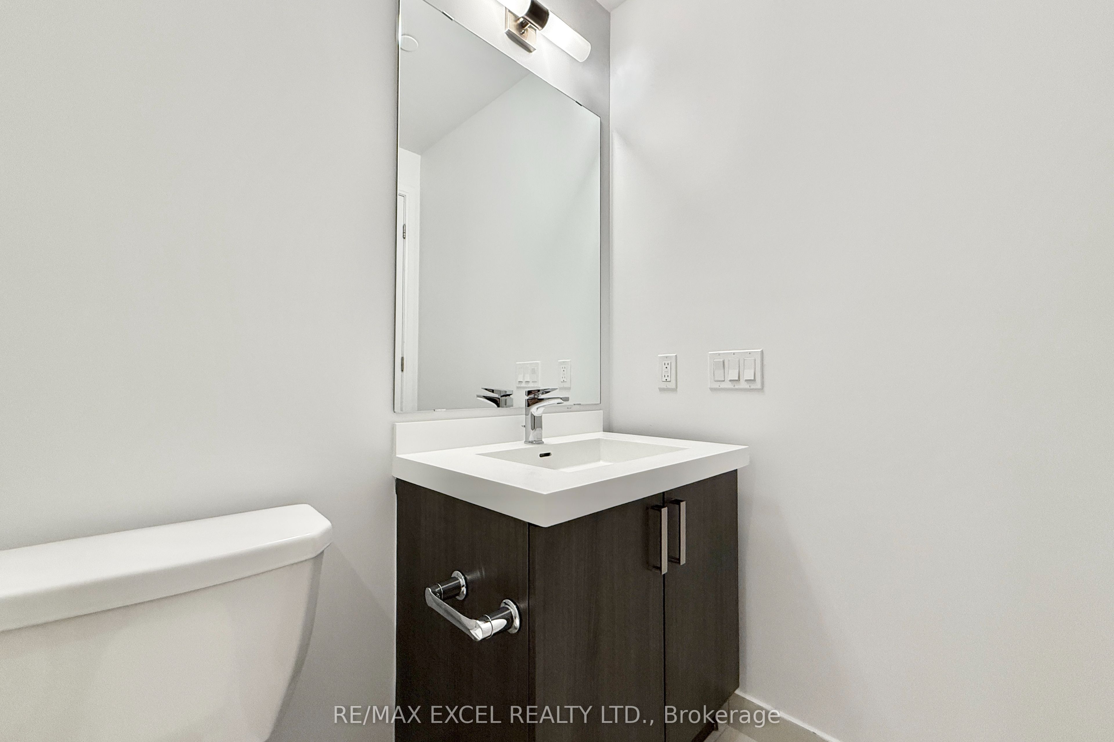 7895 Jane Street 3201 Property Photo 26