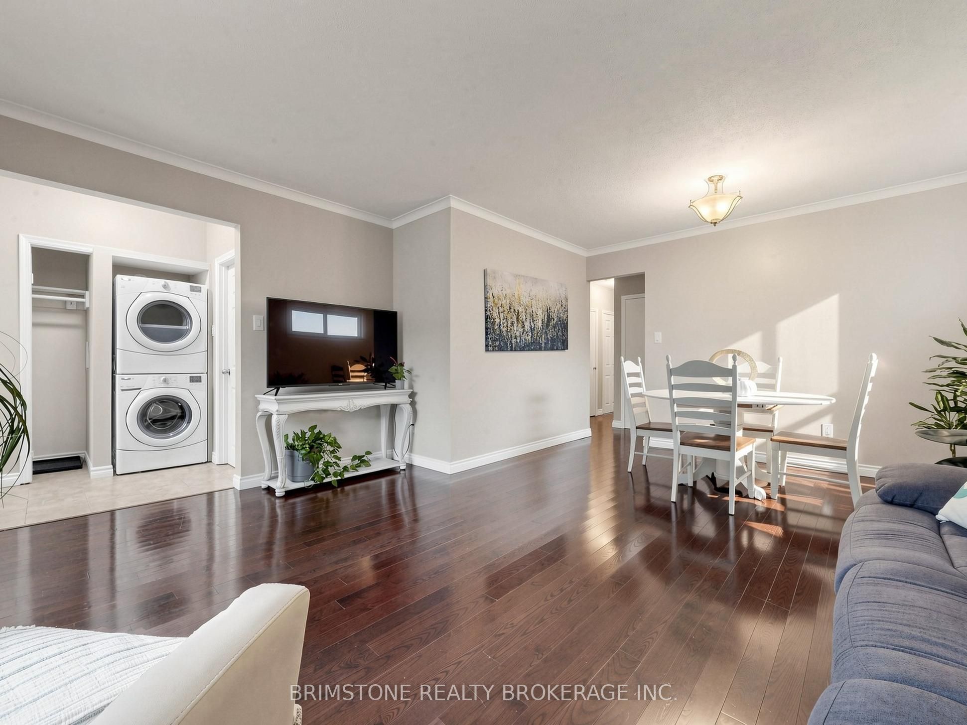93 Bayview Parkway Property Photo 9