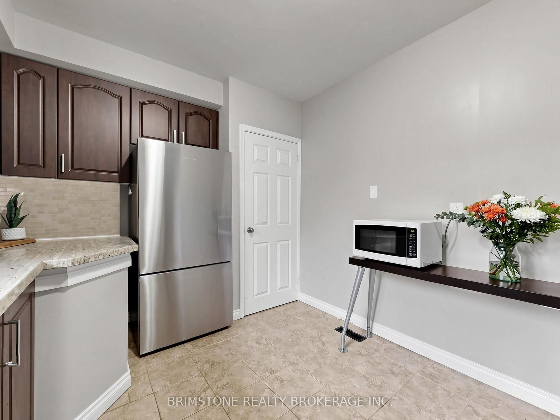 93 Bayview Parkway Property Photo 16