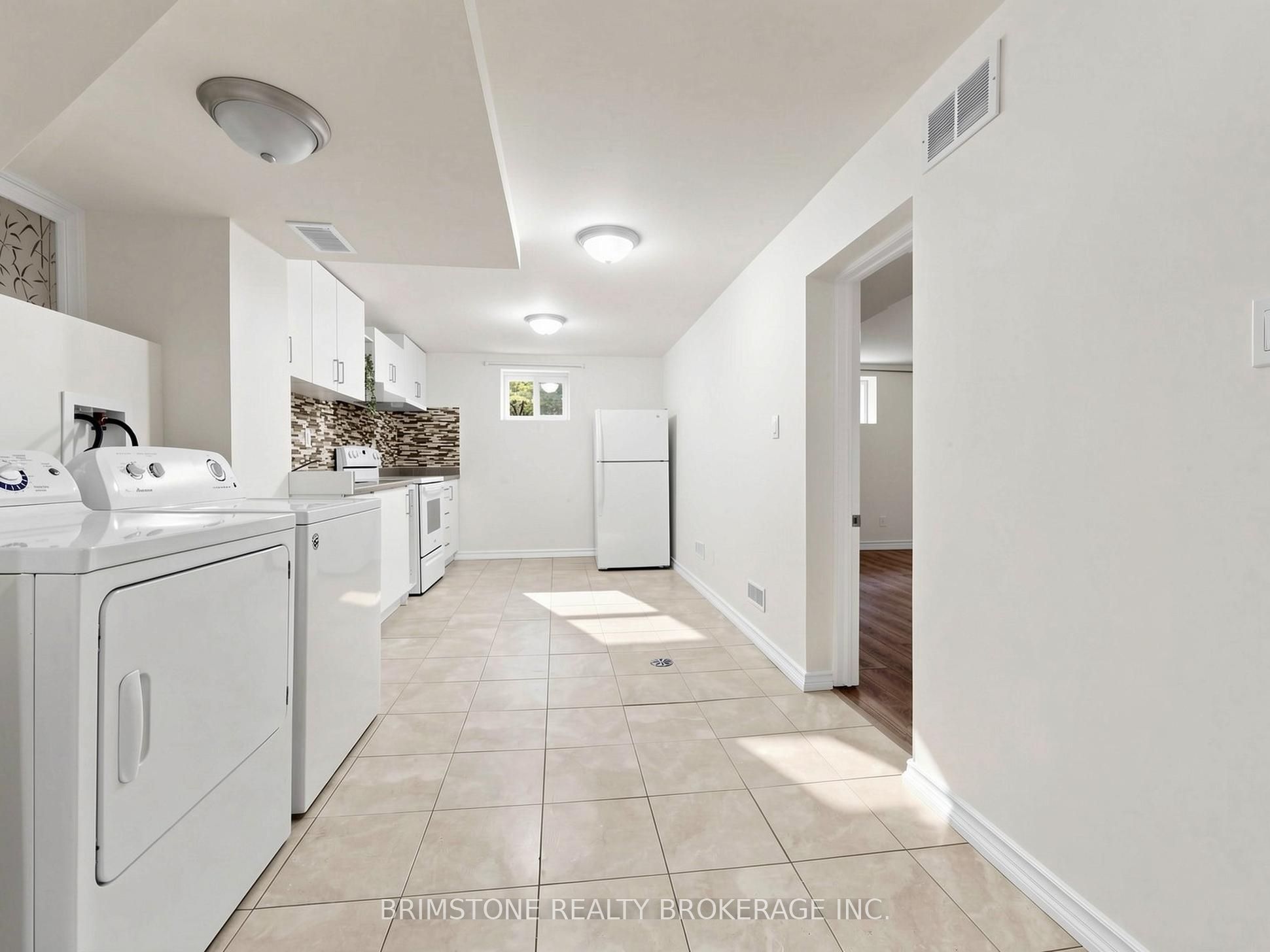 93 Bayview Parkway Property Photo 29