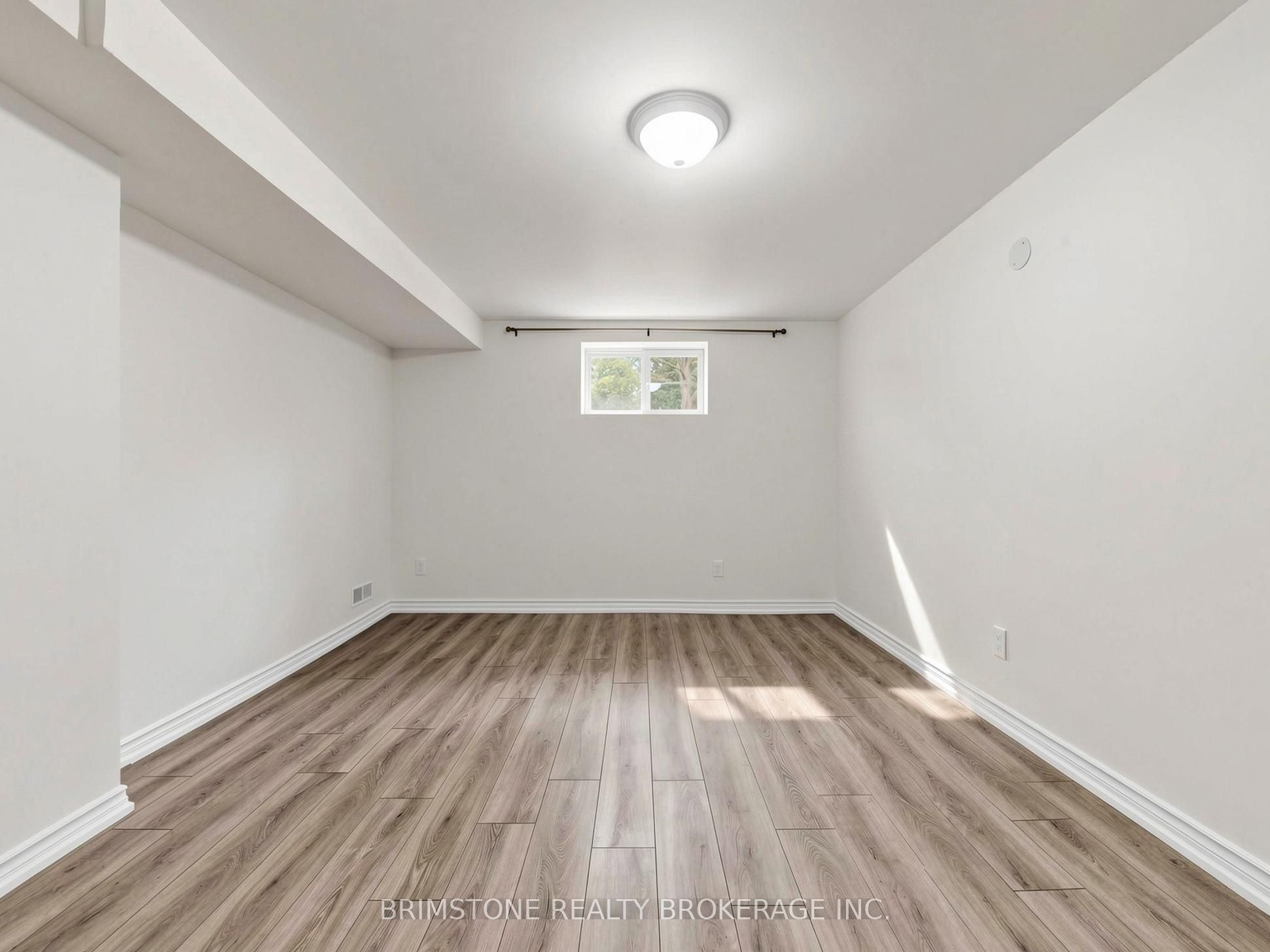 93 Bayview Parkway Property Photo 35