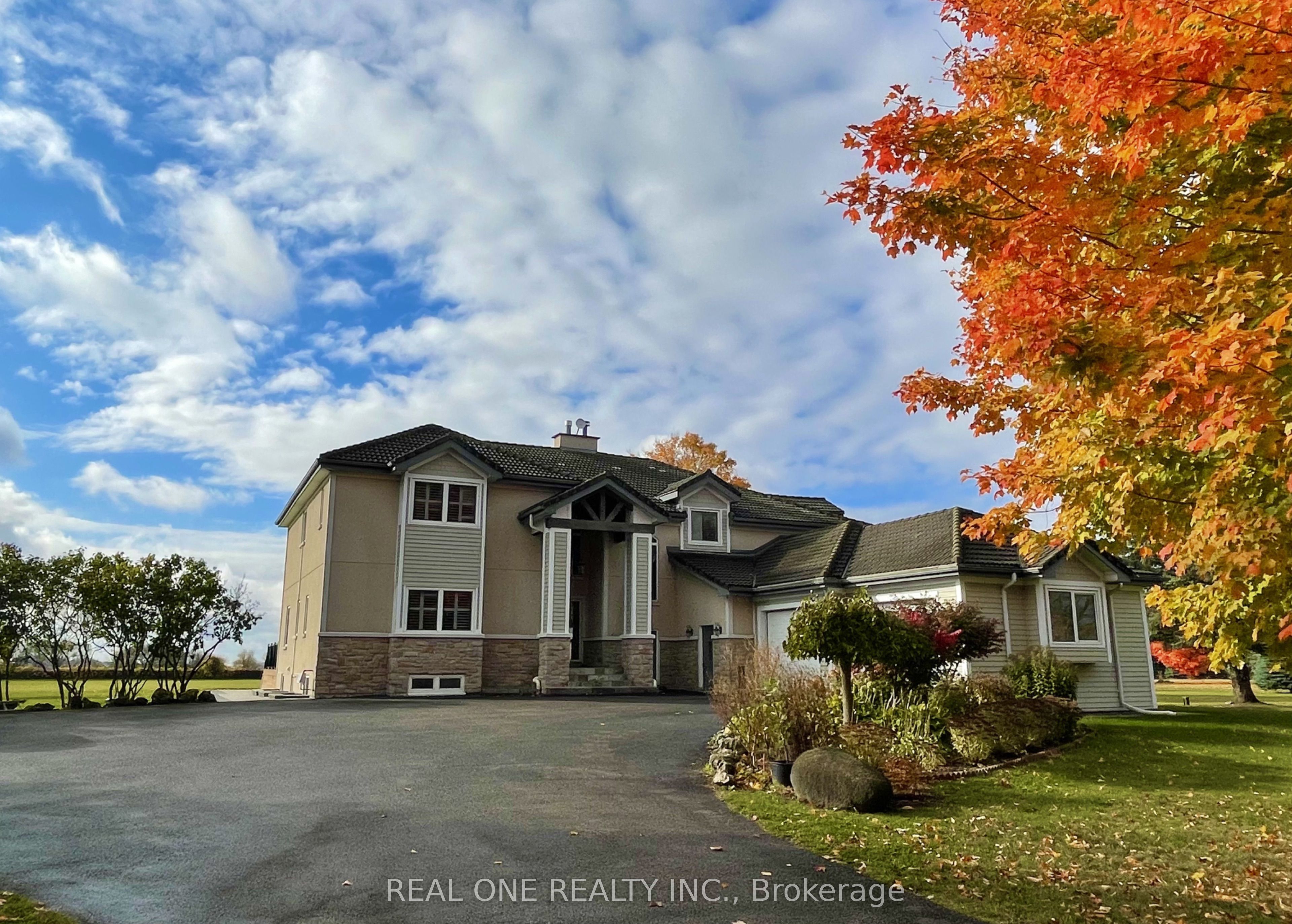 2477 Hornes Road Property Photo 4