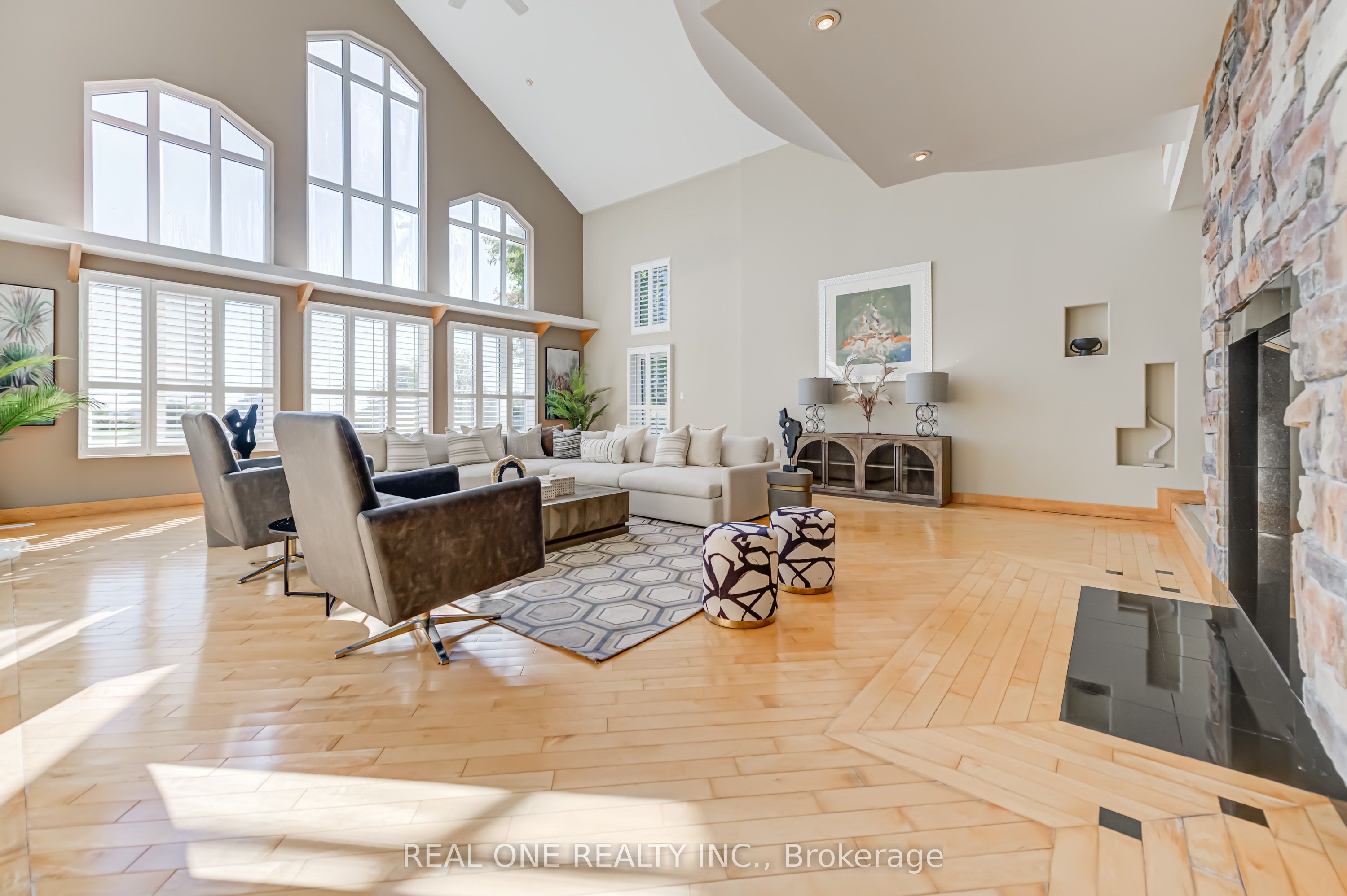 2477 Hornes Road Property Photo 14