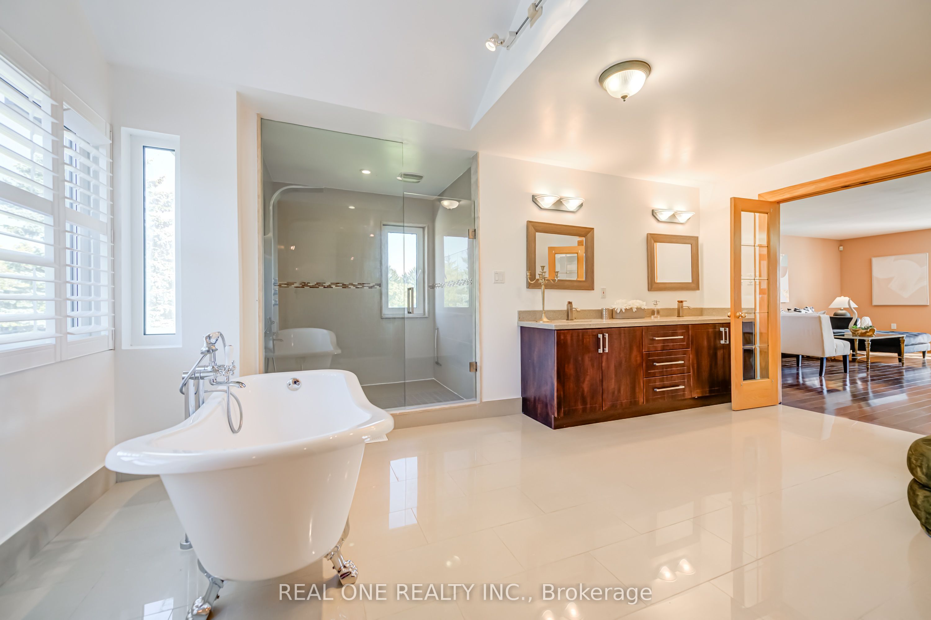 2477 Hornes Road Property Photo 38