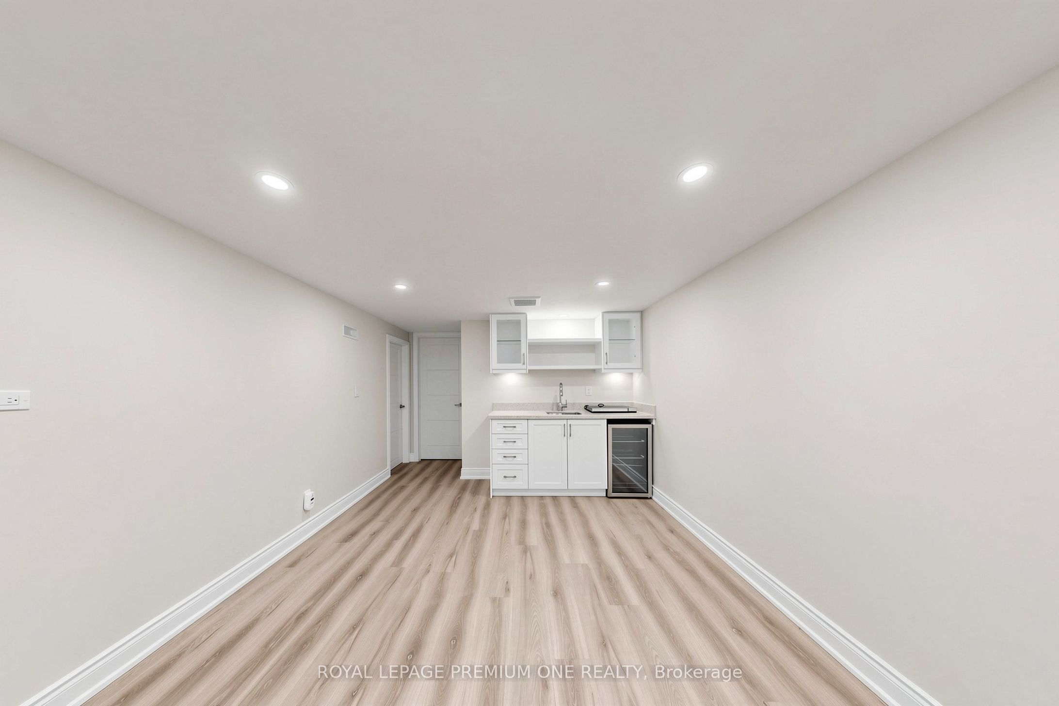 98 Thornton Avenue Property Photo 18