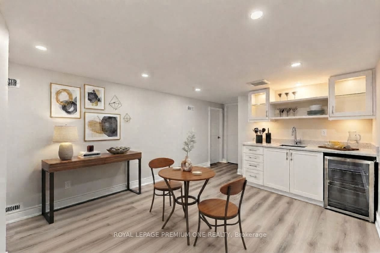 98 Thornton Avenue Property Photo 19
