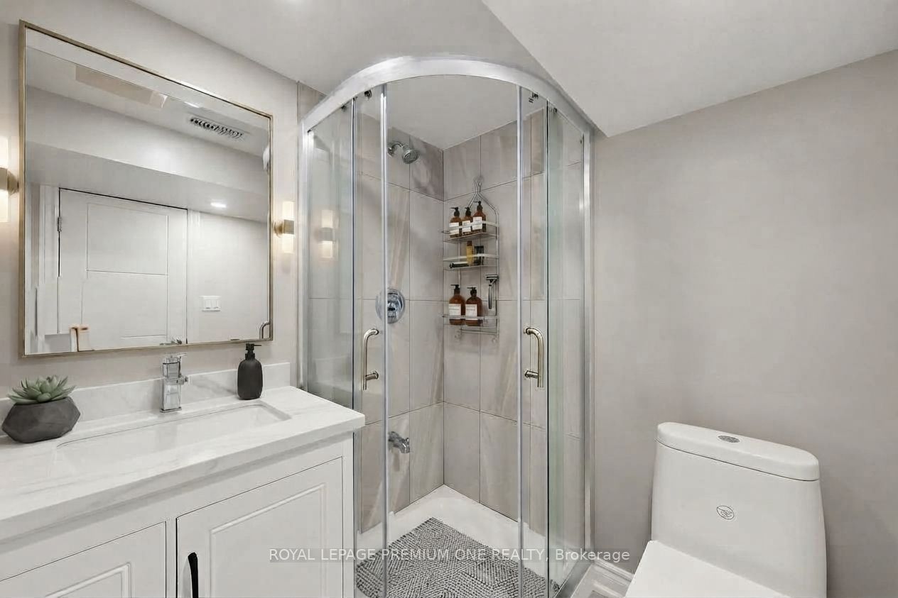 98 Thornton Avenue Property Photo 19
