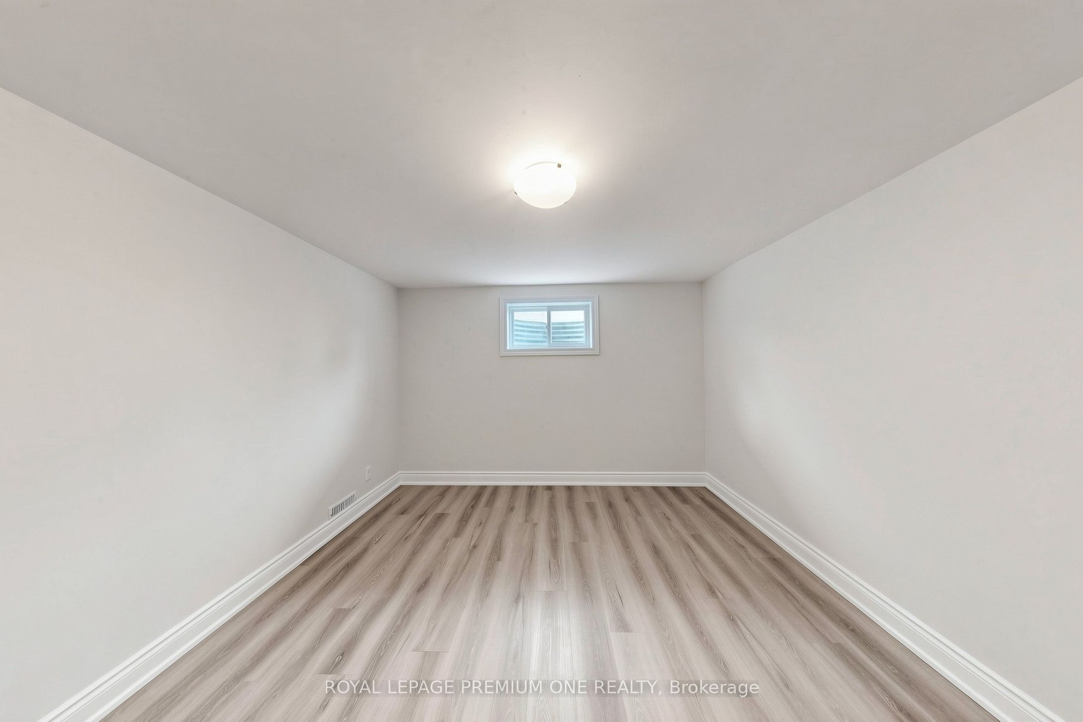 98 Thornton Avenue Property Photo 21