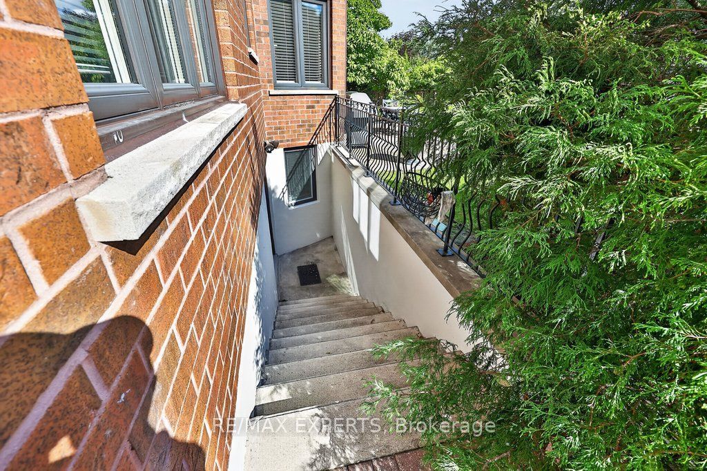96 Benjamin Drive Property Photo 33