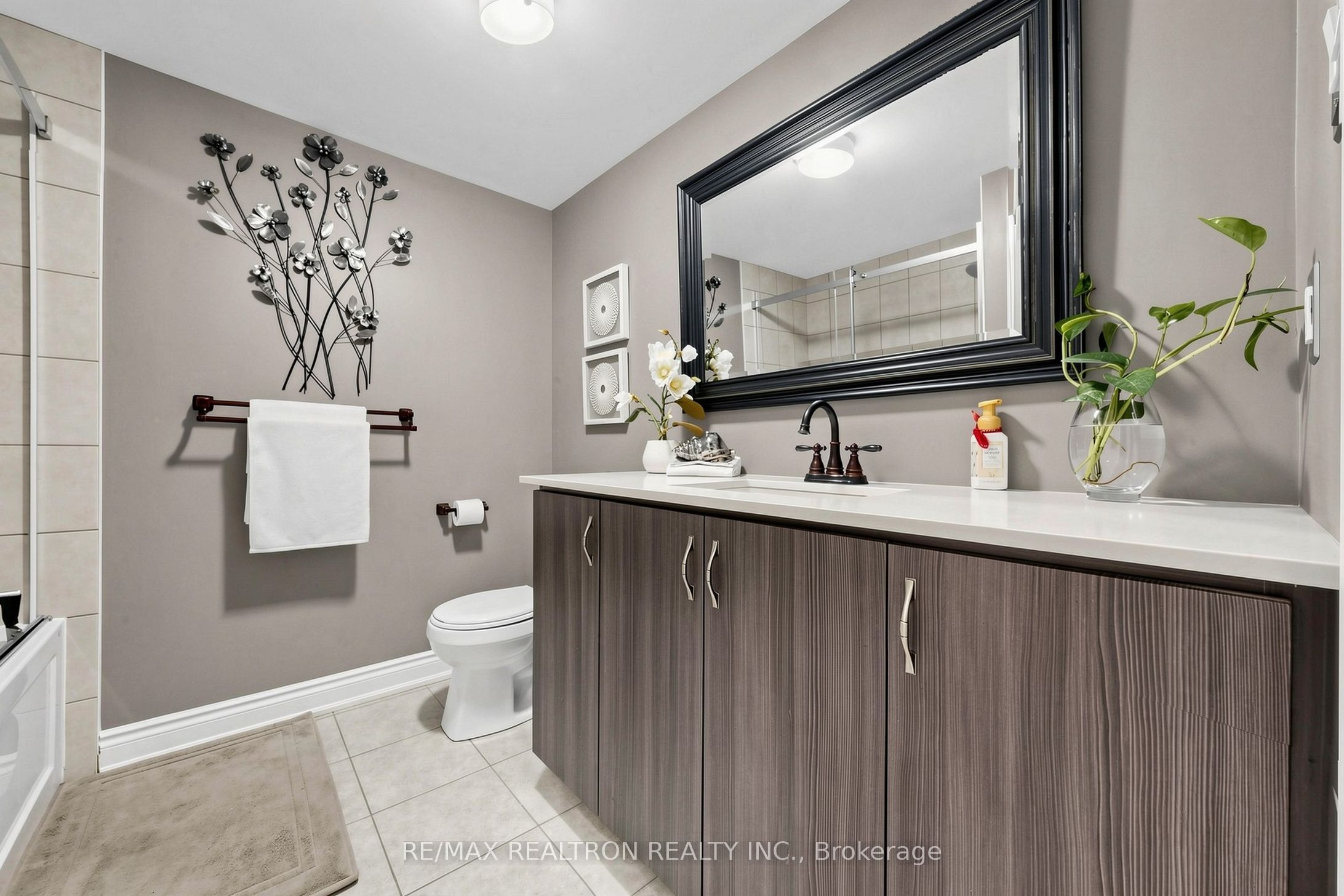 1331 Major Mackenzie Drive W 17 Property Photo 27