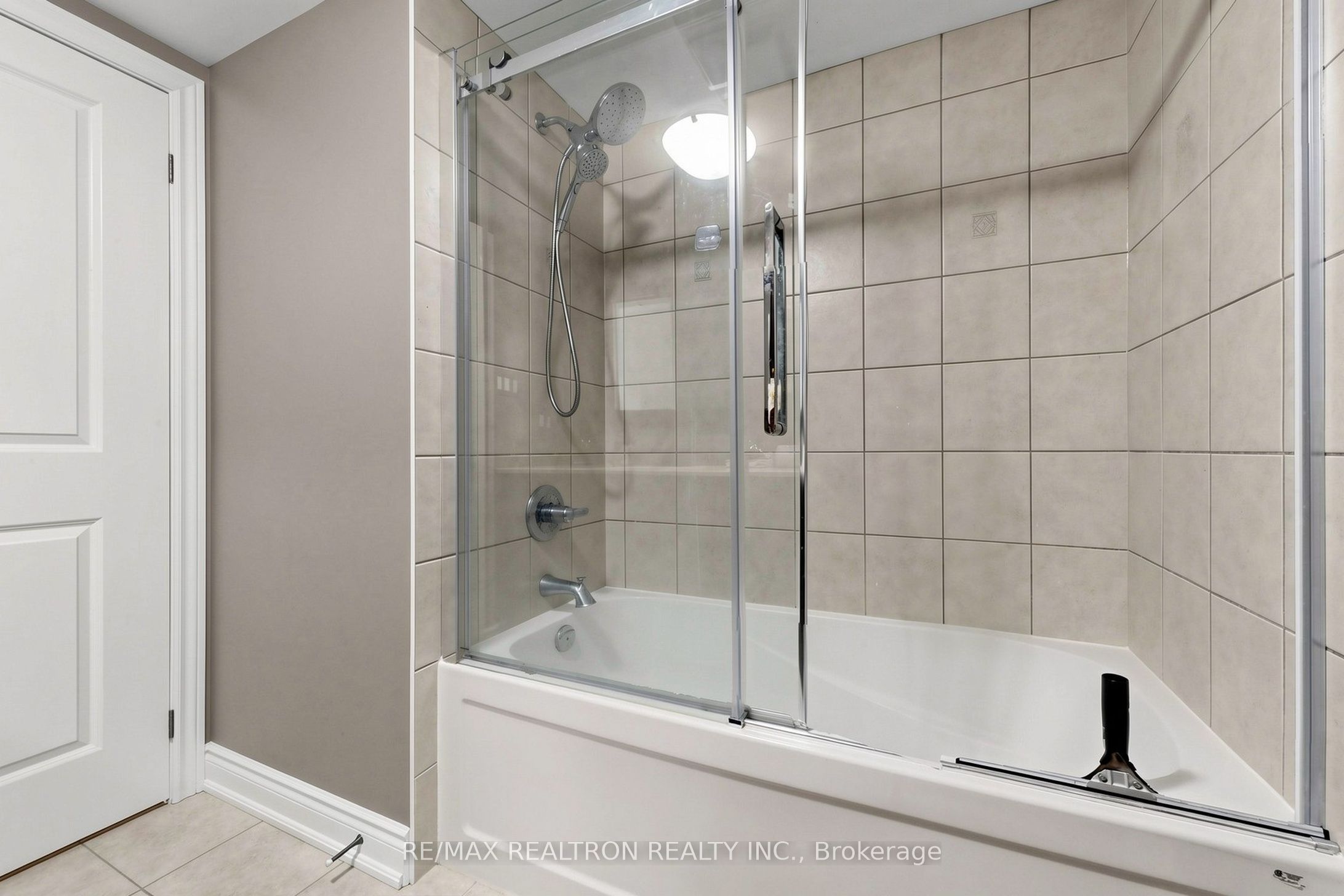 1331 Major Mackenzie Drive W 17 Property Photo 29