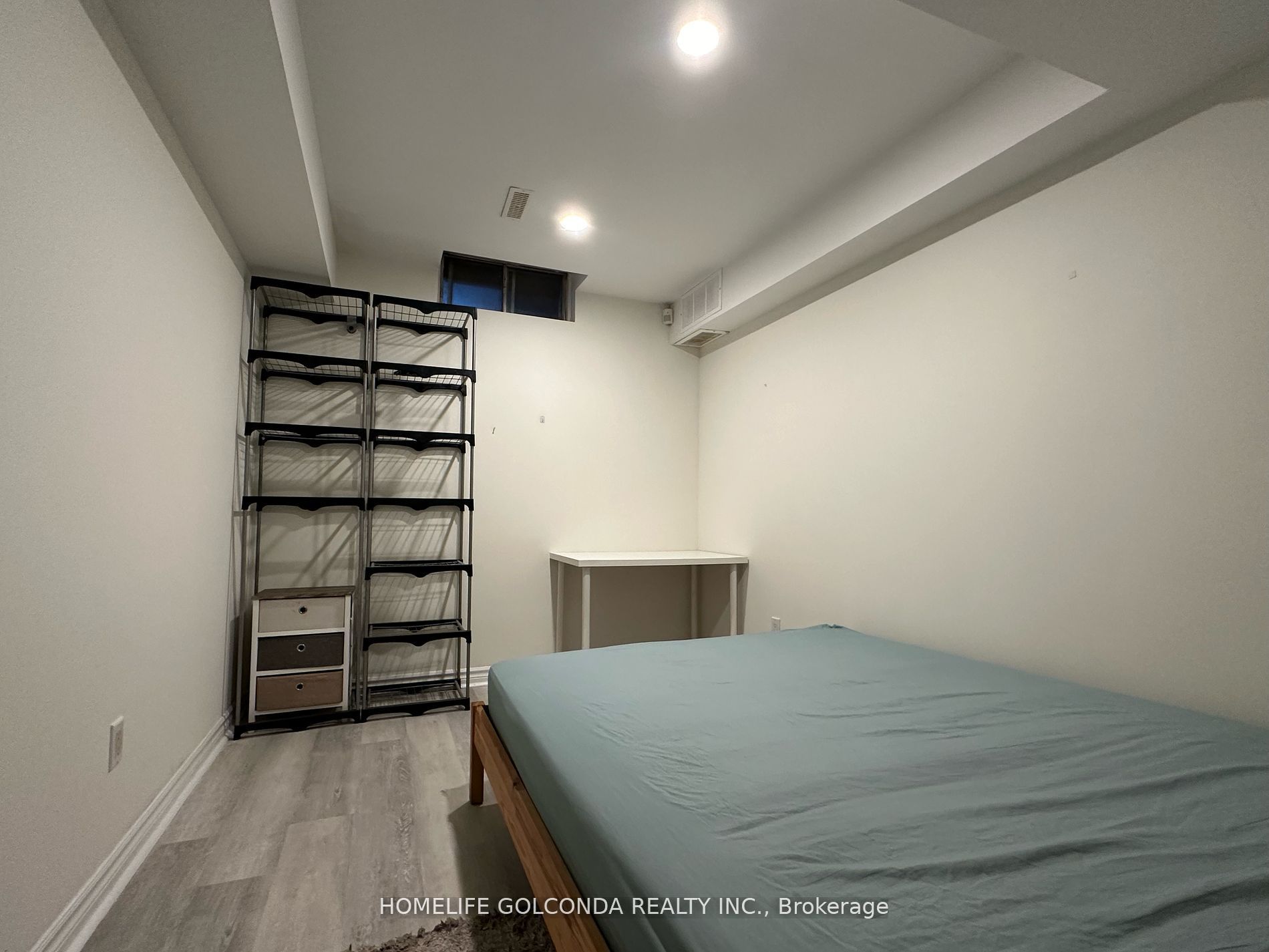 37 Halder Crescent Property Photo 6