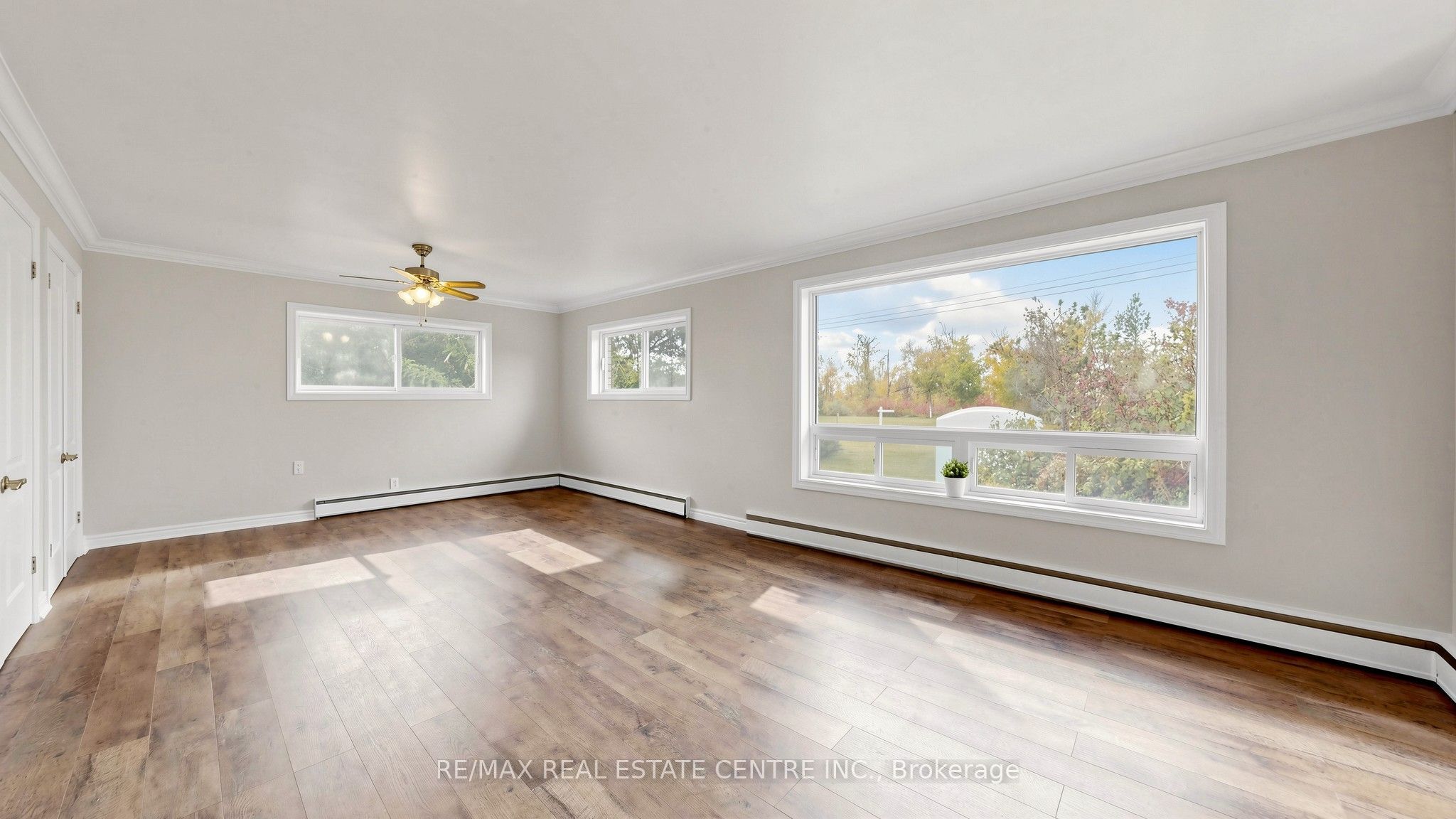 393 Canal Road W Property Photo 7