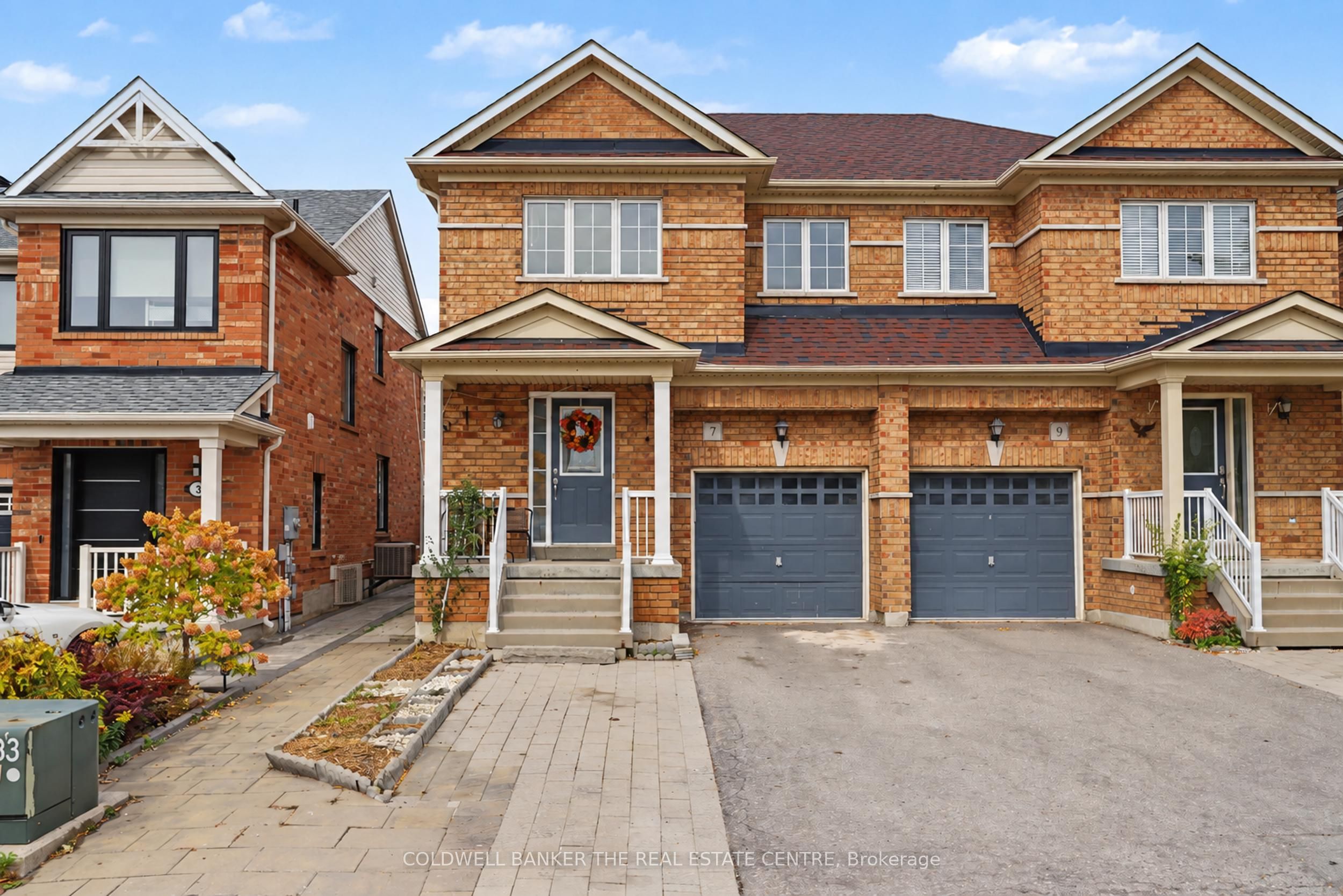7 Isabella Garden Lane Property Photo 1