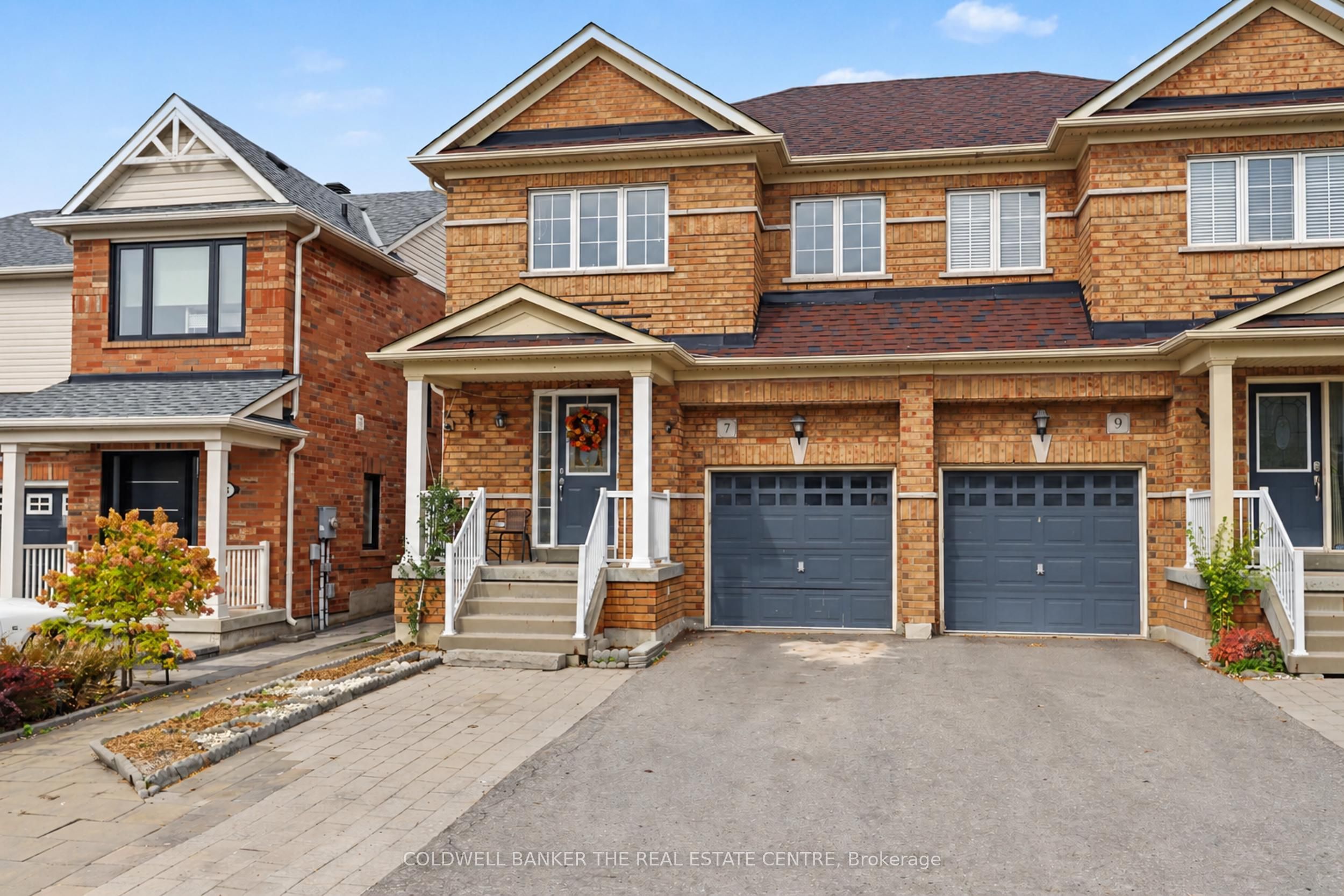 7 Isabella Garden Lane Property Photo 2