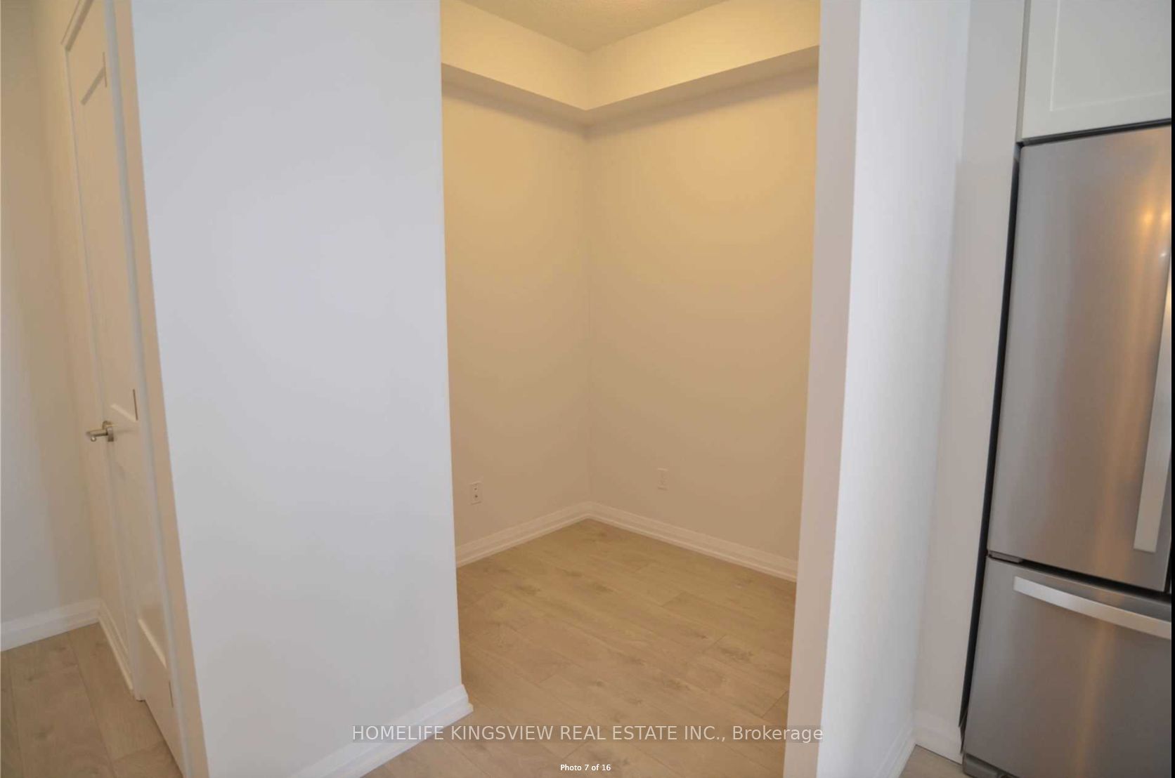 7895 Jane Street 617 Property Photo 5