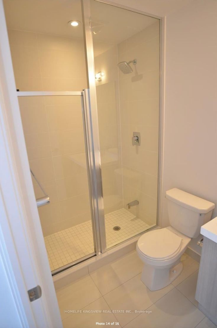 7895 Jane Street 617 Property Photo 14