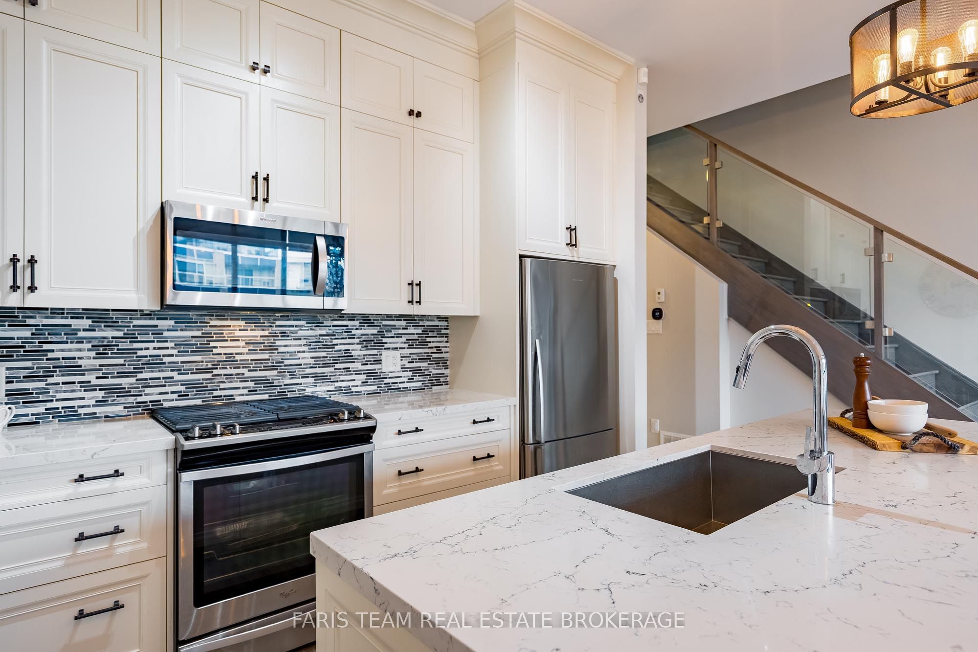 3733 Riva Avenue Property Photo 6