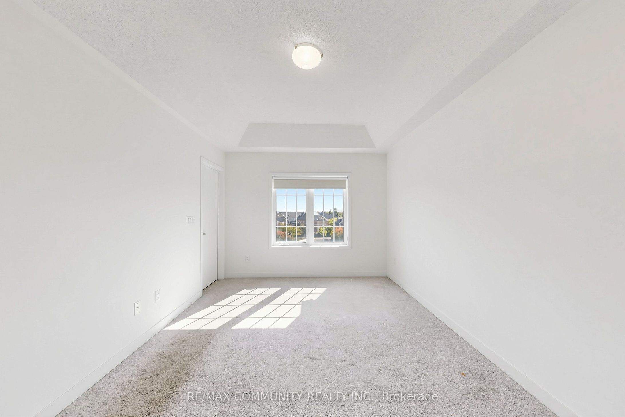 221 Harding Park Street Property Photo 27