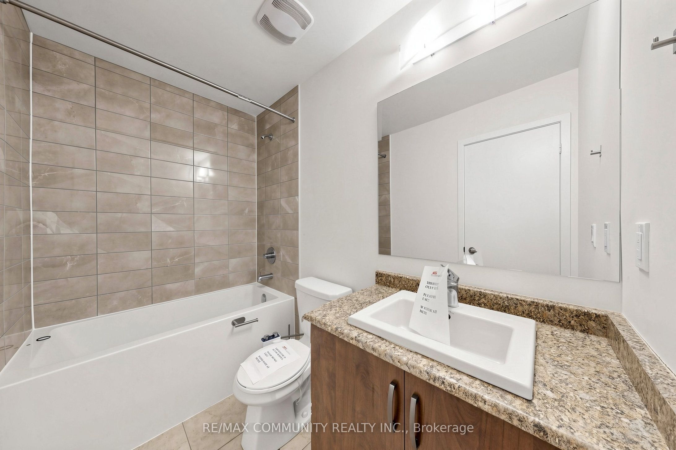 221 Harding Park Street Property Photo 31