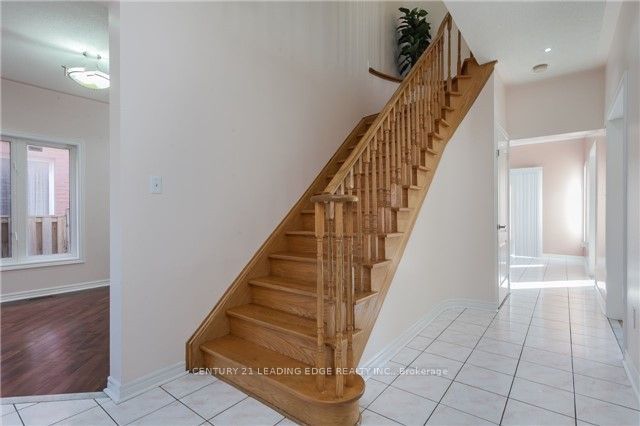 421 Elson Street Property Photo 5