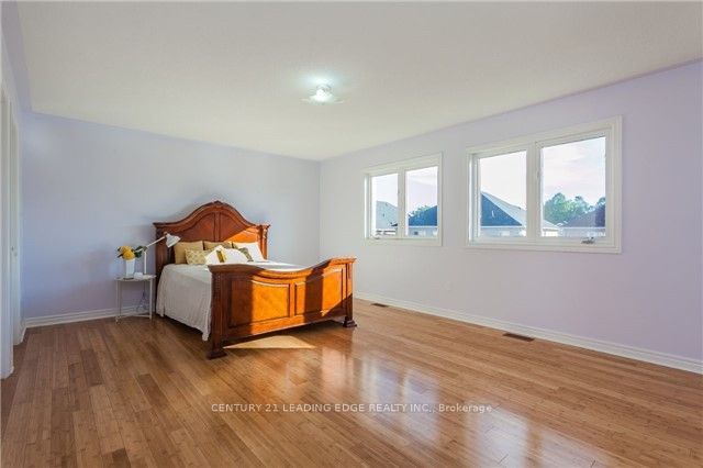 421 Elson Street Property Photo 8