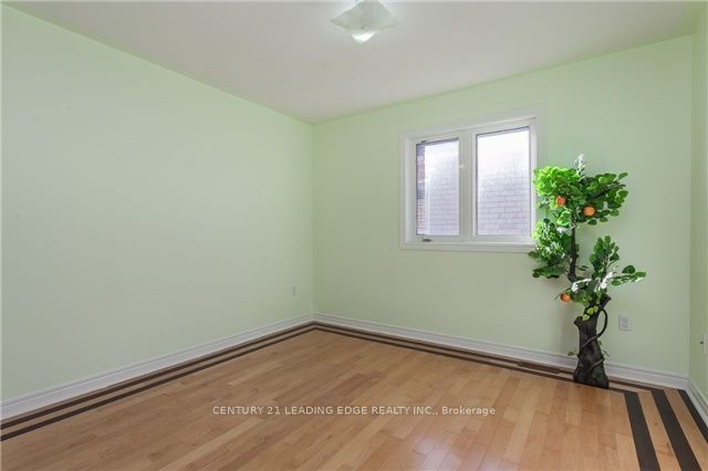 421 Elson Street Property Photo 10