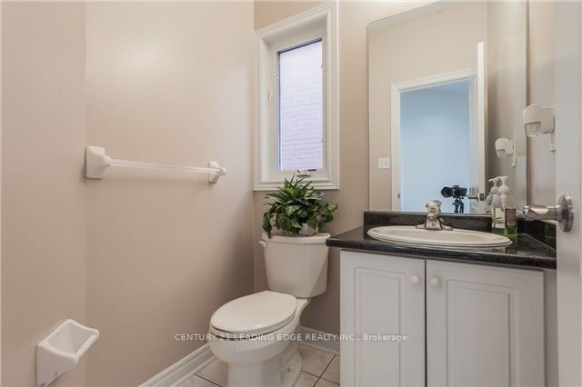 421 Elson Street Property Photo 11