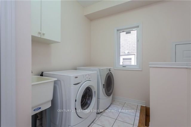 421 Elson Street Property Photo 14