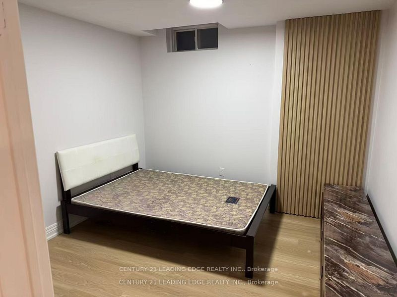 421 Elson Street Property Photo 27