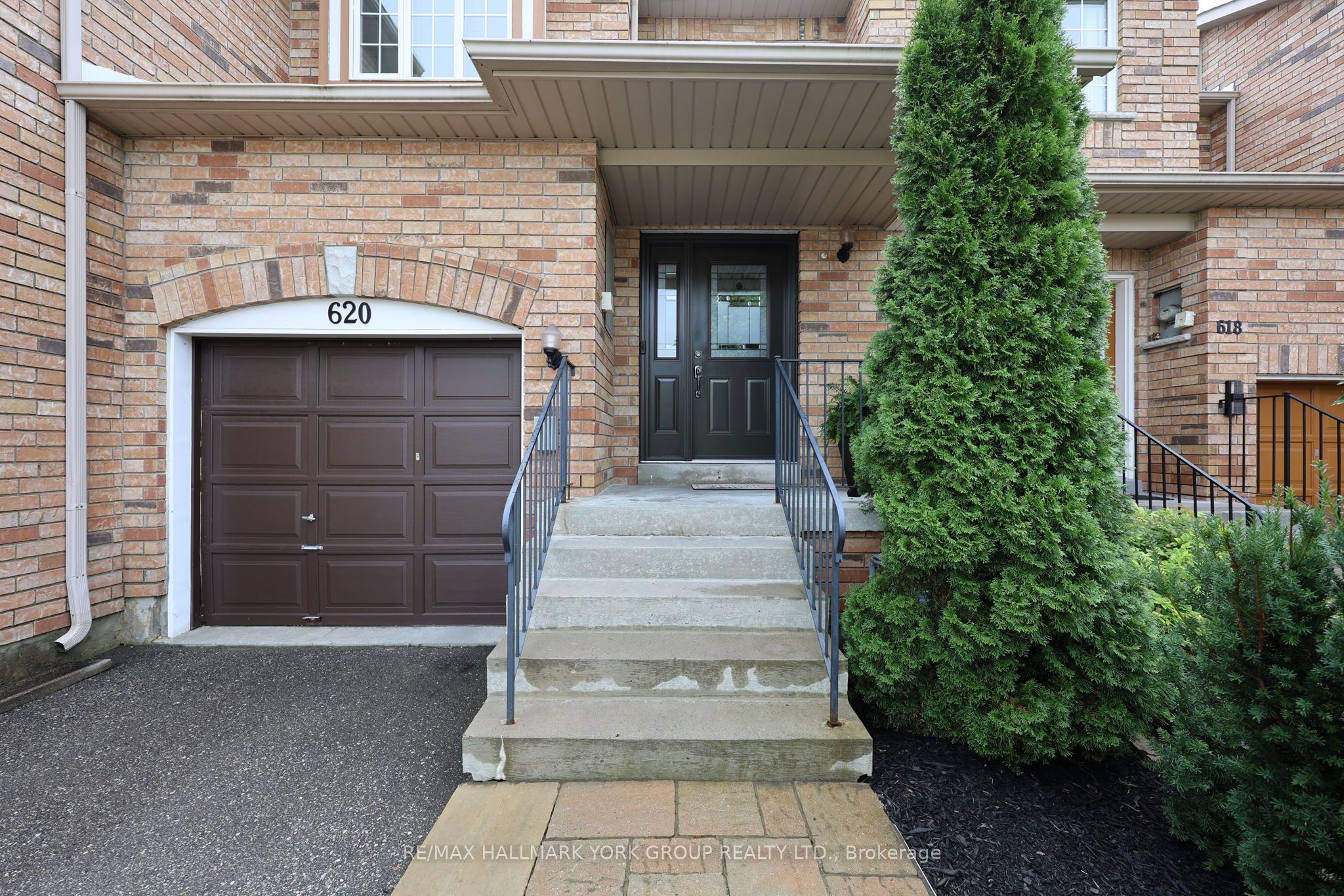 620 Bondi Avenue Property Photo 2