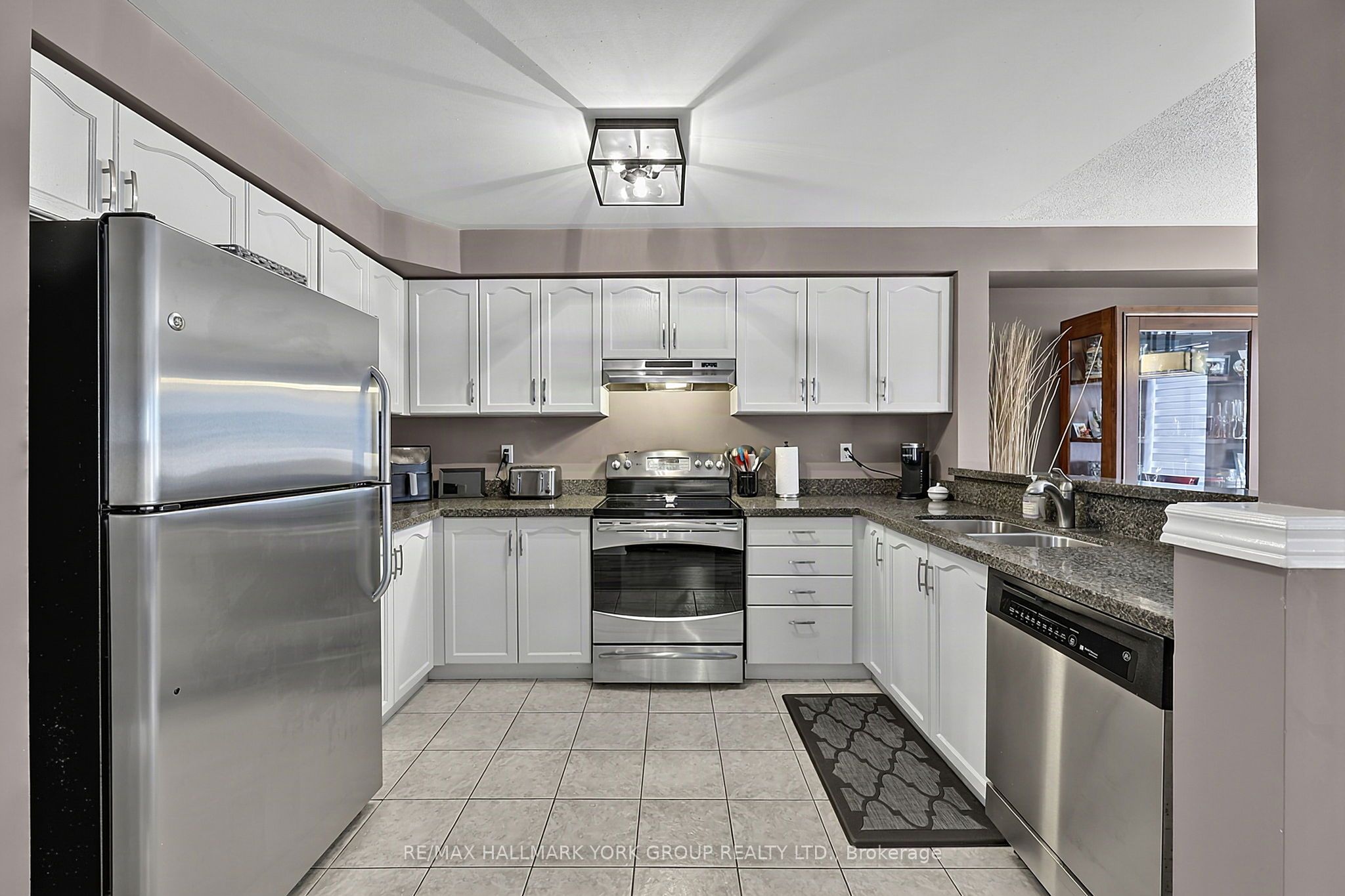 620 Bondi Avenue Property Photo 9
