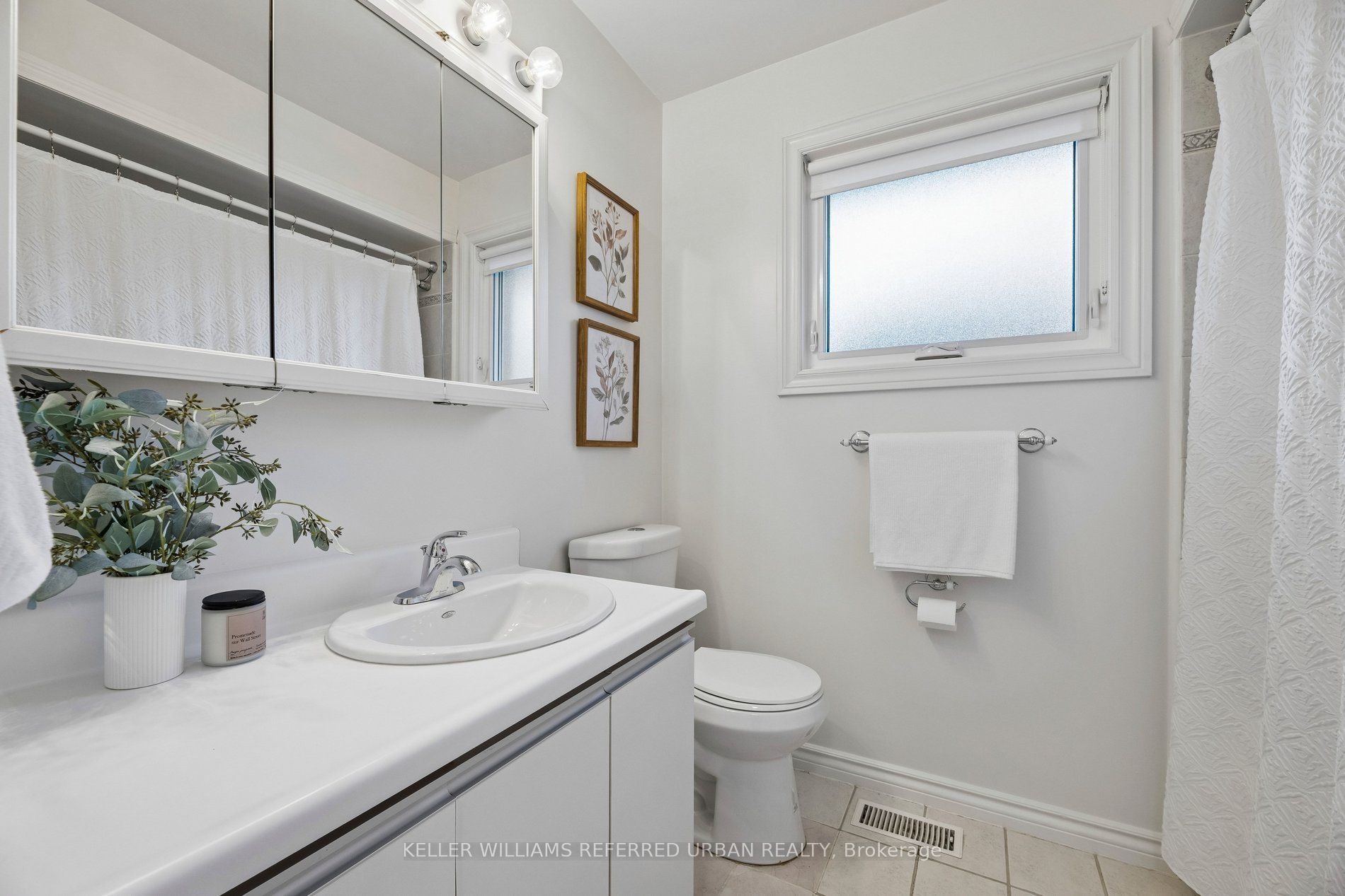 72 Munro Crescent Property Photo 23