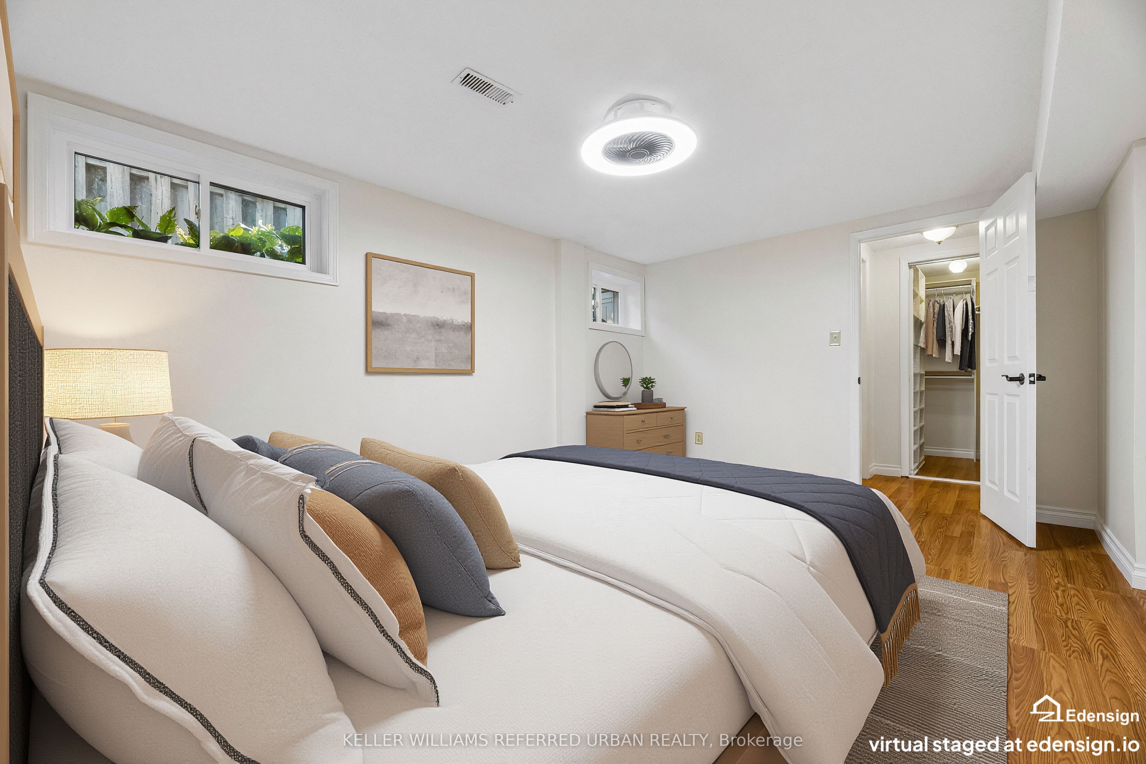 72 Munro Crescent Property Photo 25