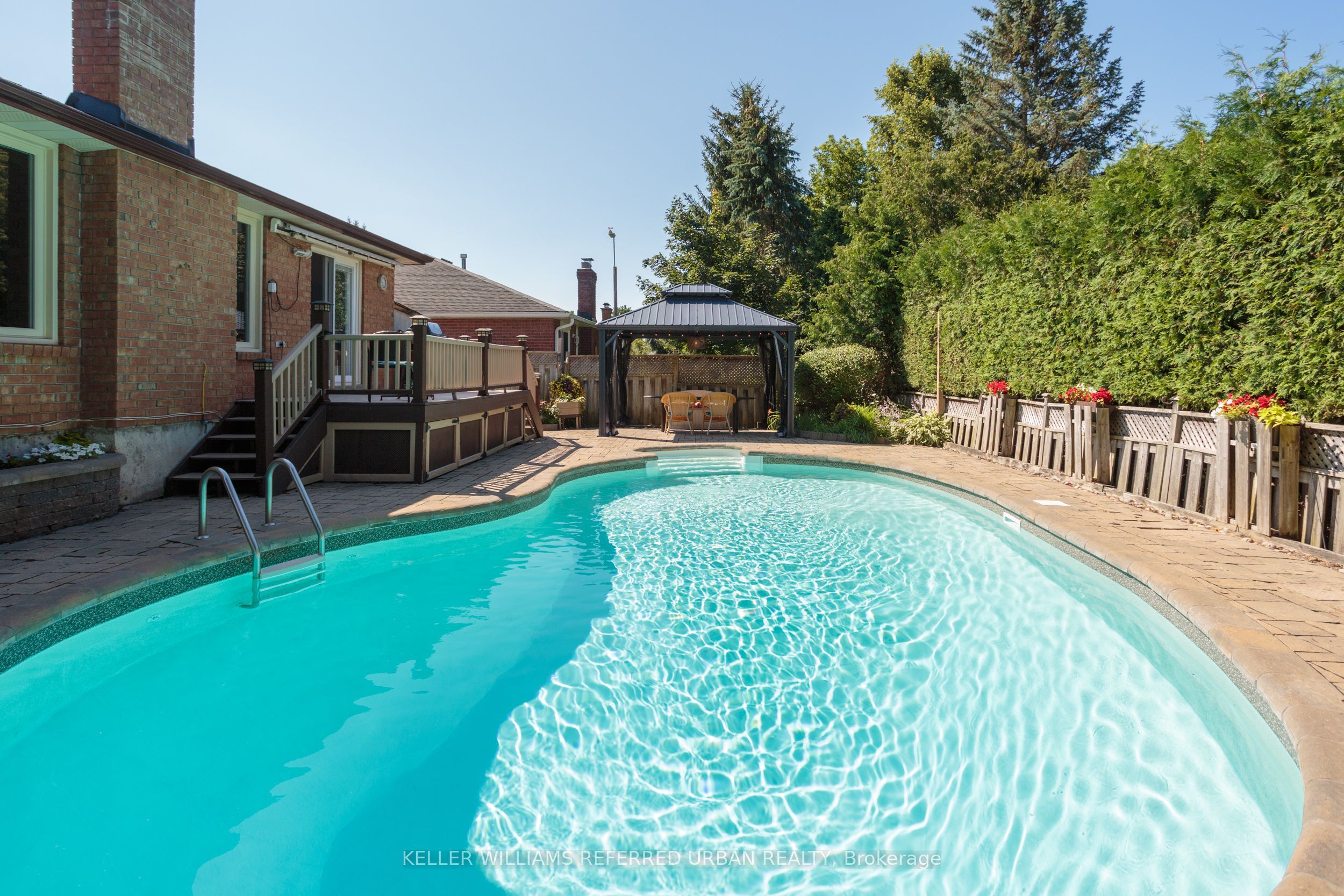 72 Munro Crescent Property Photo 48