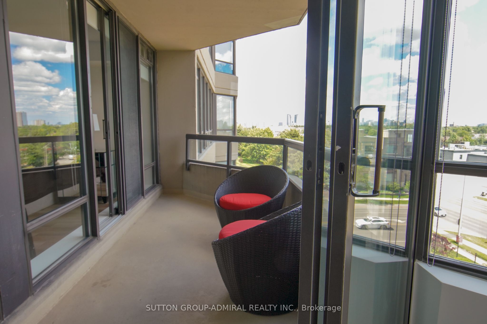 7420 Bathurst Street 606 Property Photo 12