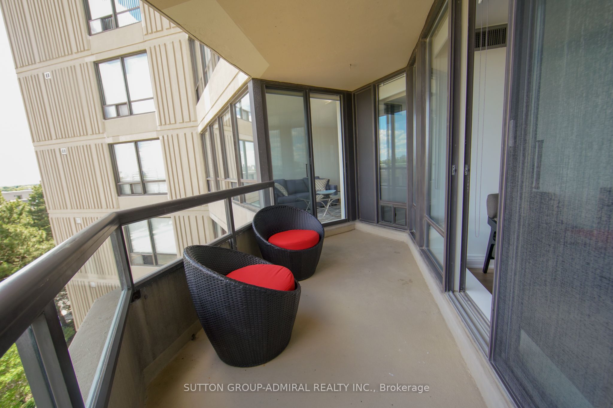 7420 Bathurst Street 606 Property Photo 14