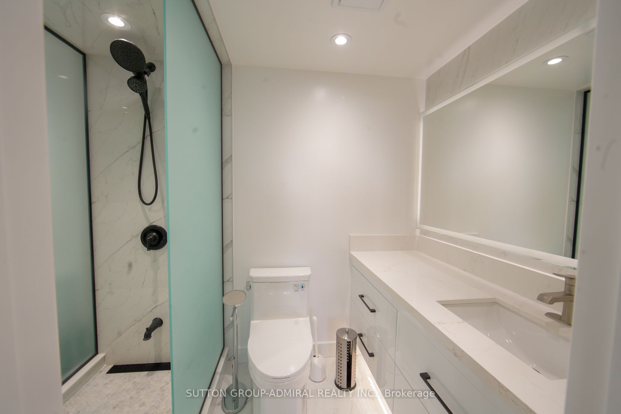 7420 Bathurst Street 606 Property Photo 17